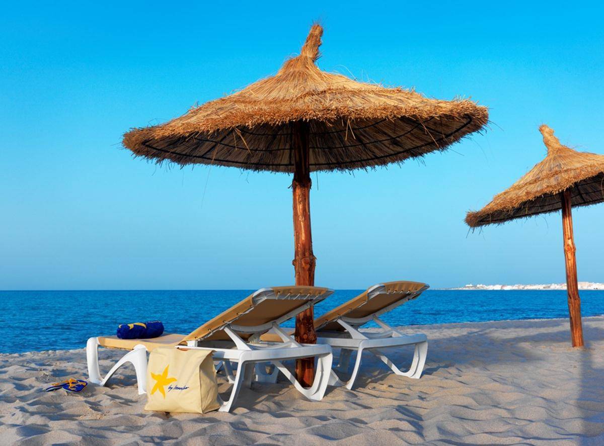 3_Beach