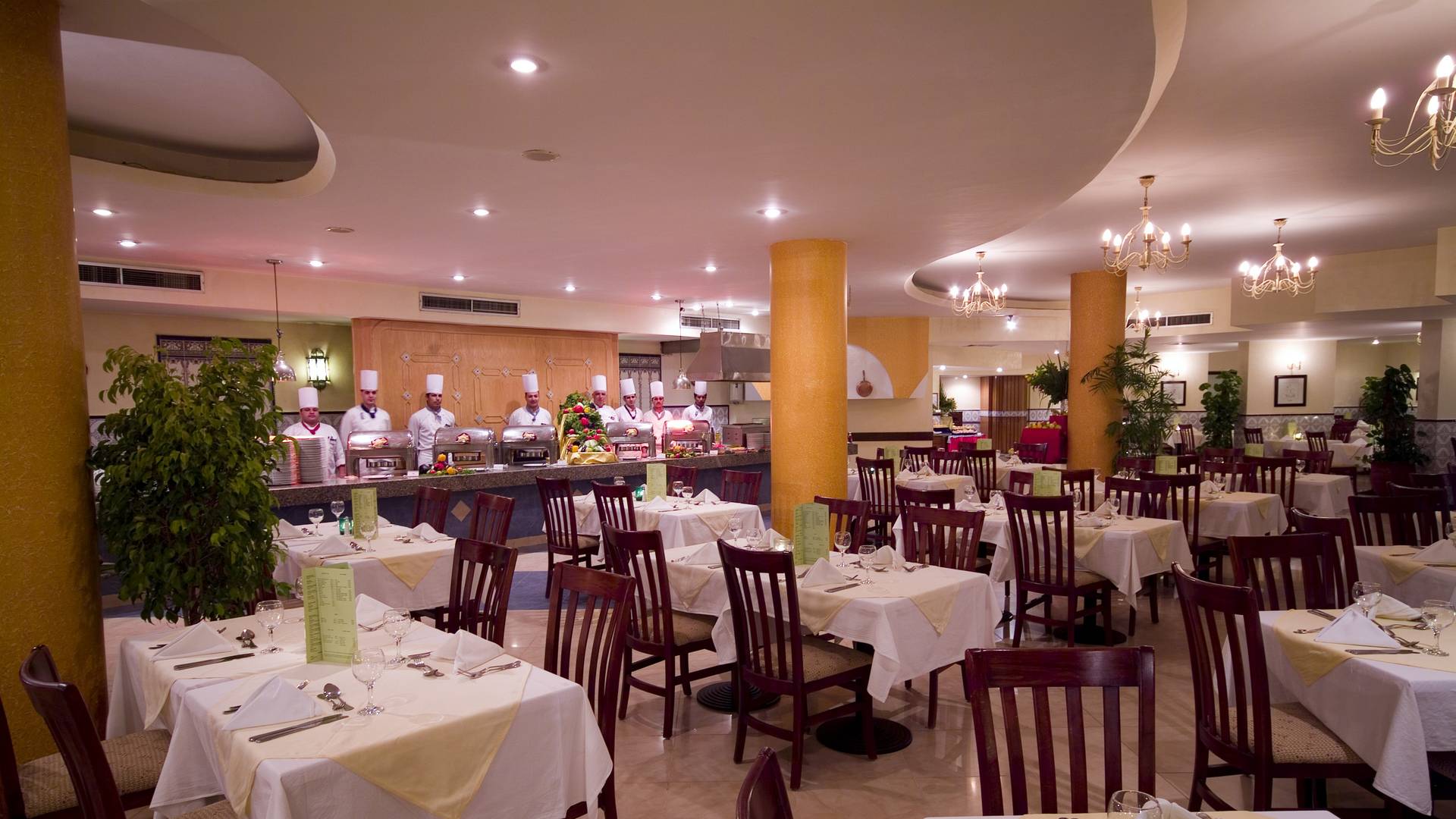 18_Beach Restaurant
