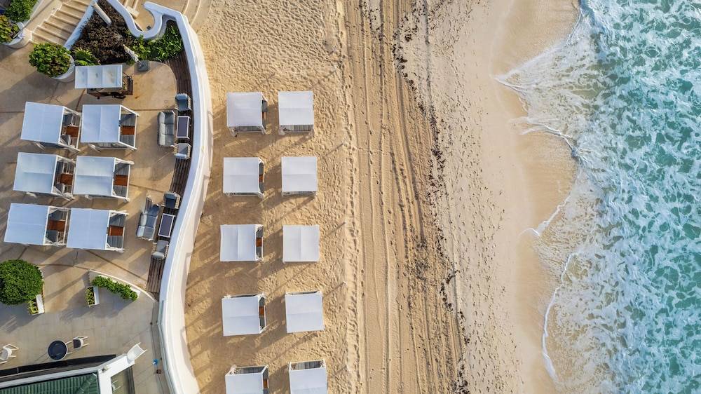 5_231e8384_z