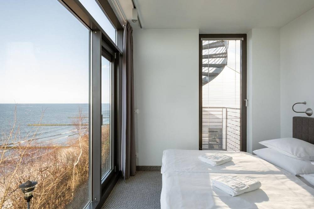 12_3edb5846_z 12_3edb5846_z