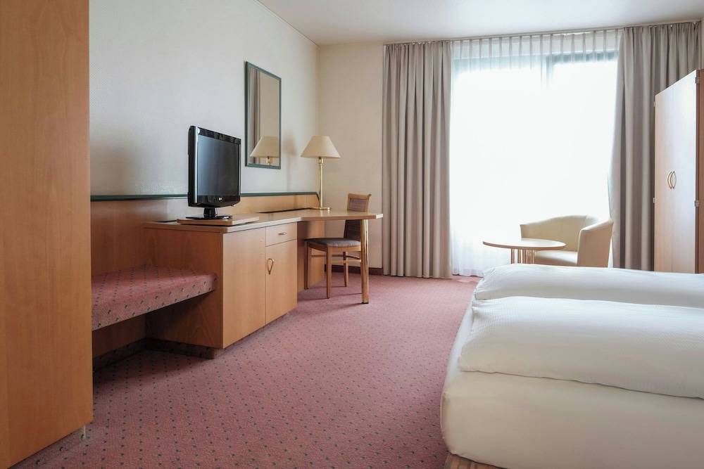 30_1118b707_z 30_1118b707_z
