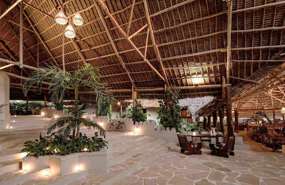 2_a896c787_z
