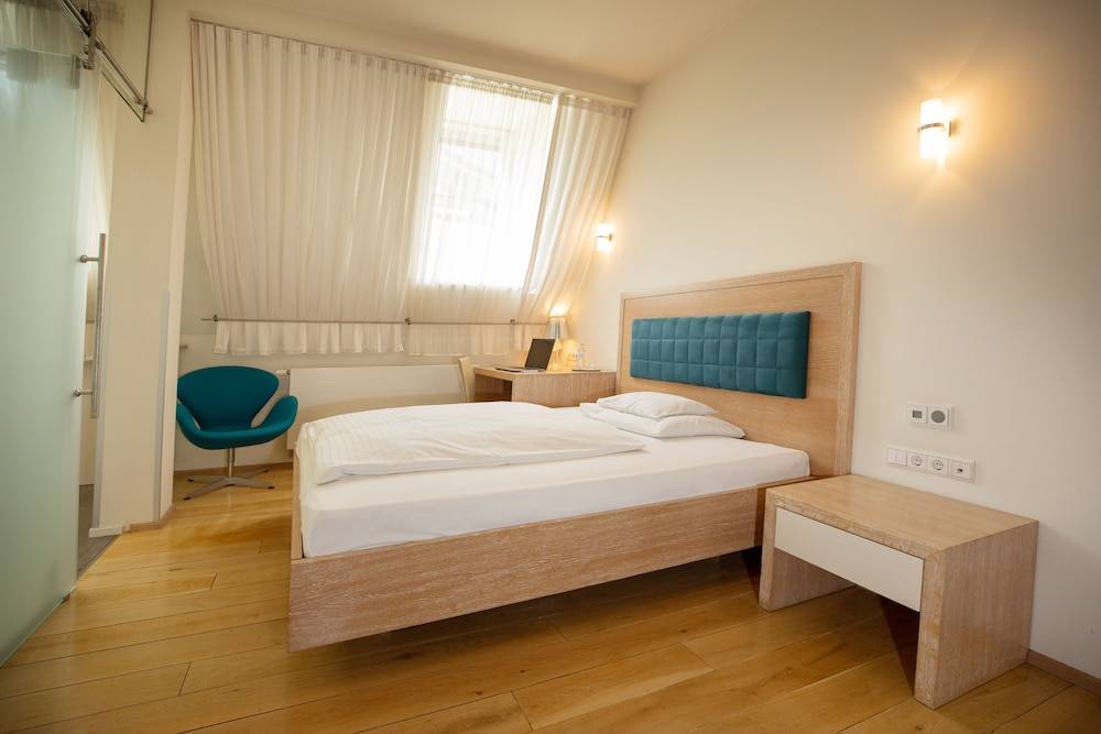 11_71c9269c_z 11_71c9269c_z