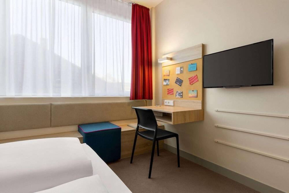 23_65270d71_z 23_65270d71_z