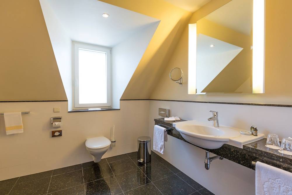 49_8e48cbcd_z 49_8e48cbcd_z