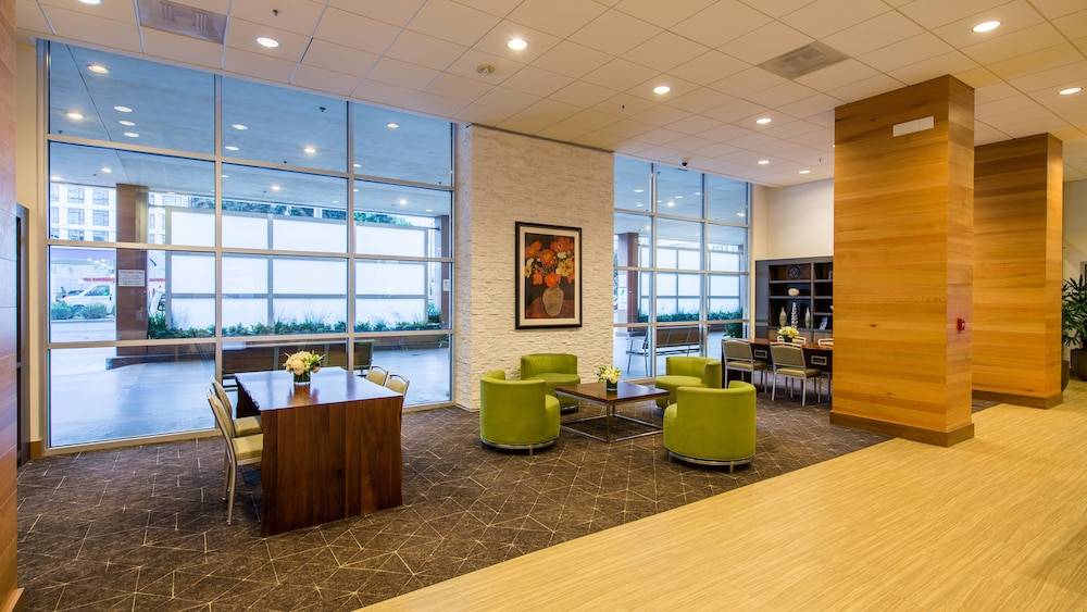 2_f9c589ef_z