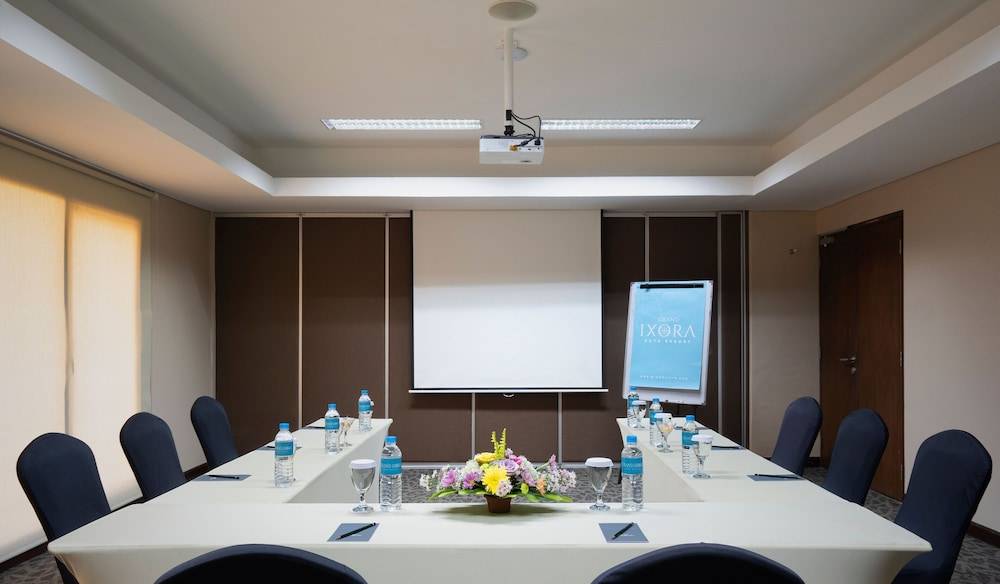 50_0cf2bd65_z 50_0cf2bd65_z