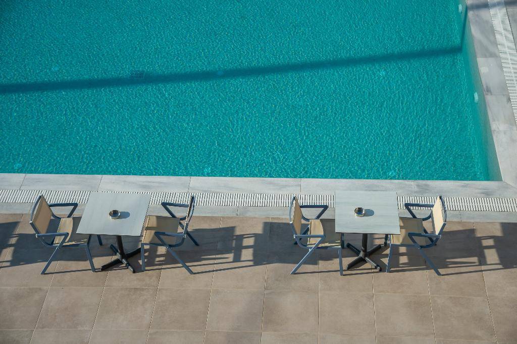 39_223700a_hb_p_023