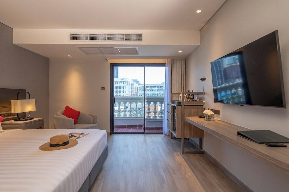28_0eedc784_z 28_0eedc784_z