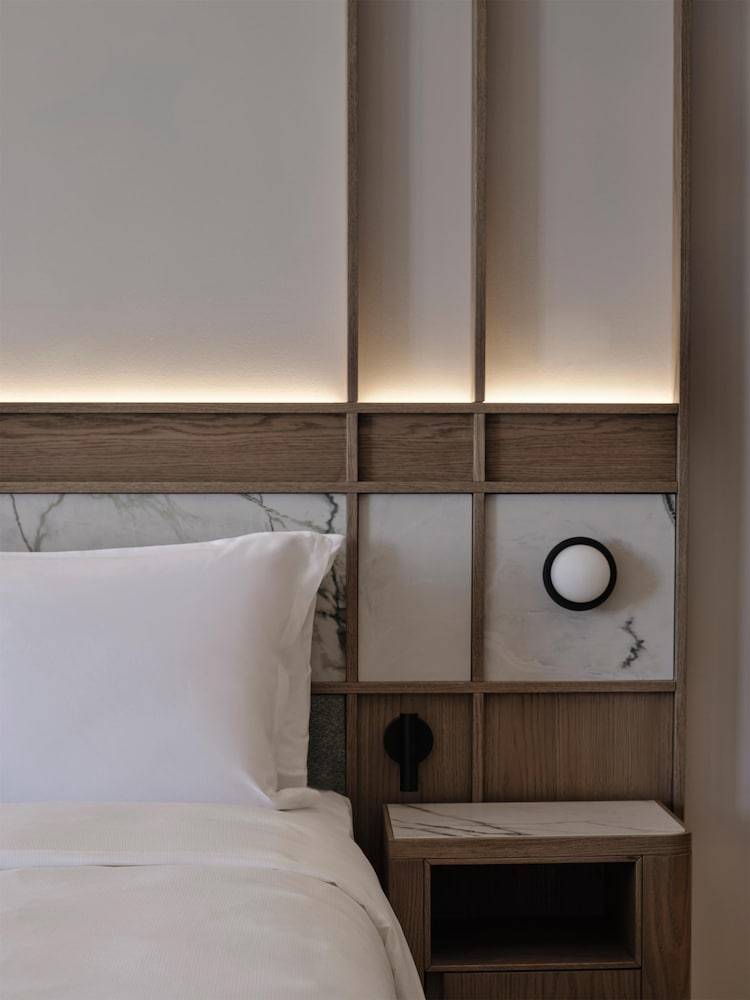 48_c2f7657d_z 48_c2f7657d_z