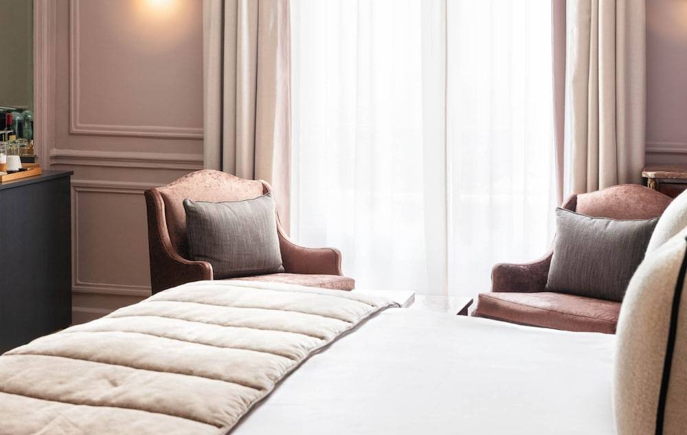 20_ca82cba1_z 20_ca82cba1_z