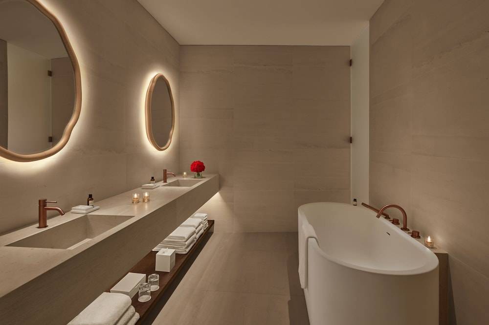 38_w4000h2662x0y0-924078fa_z 38_w4000h2662x0y0-924078fa_z