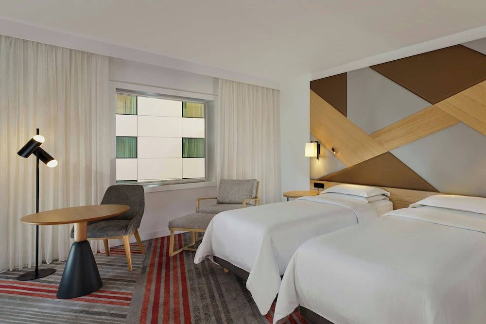 10_18270510_z 10_18270510_z