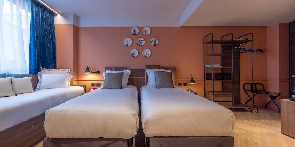 5_672bed49_z
