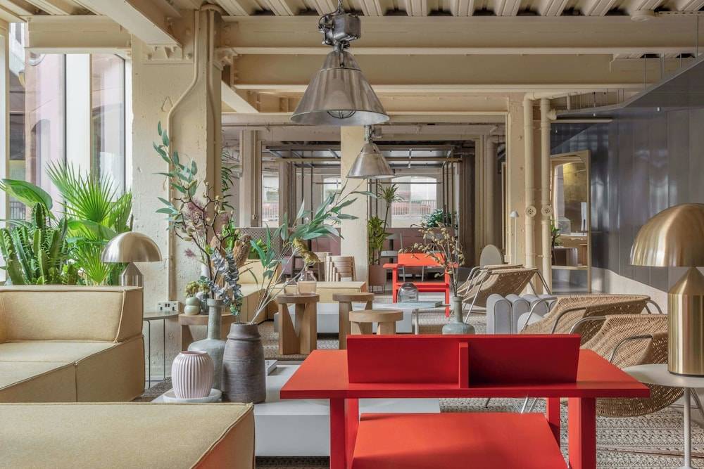 4_6d713423_z