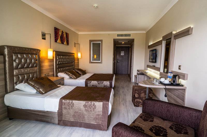 GREEN NATURE DIAMOND HOTEL