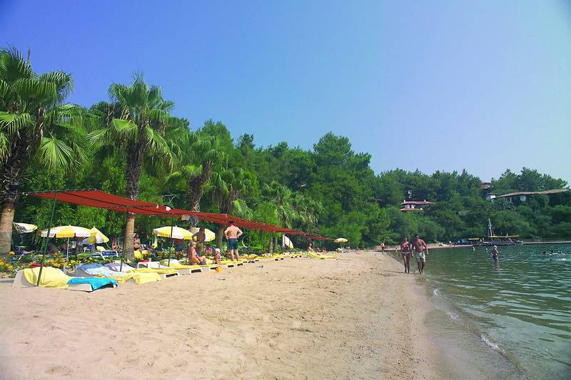 CLUB HOTEL LETOONIA