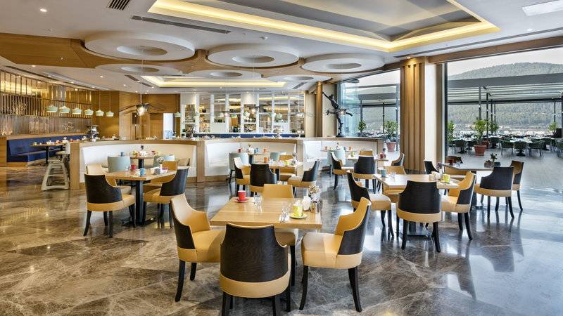 TITANIC LUXURY COLLECTION BODRUM