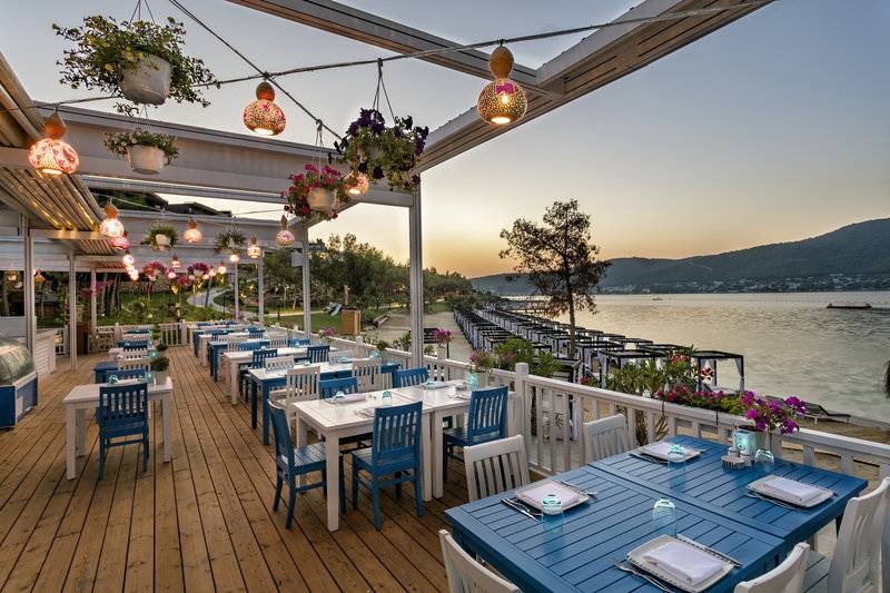 TITANIC LUXURY COLLECTION BODRUM