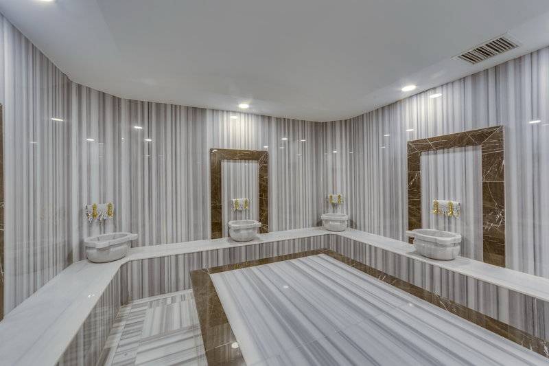 SIGNATURE BLUE RESORT