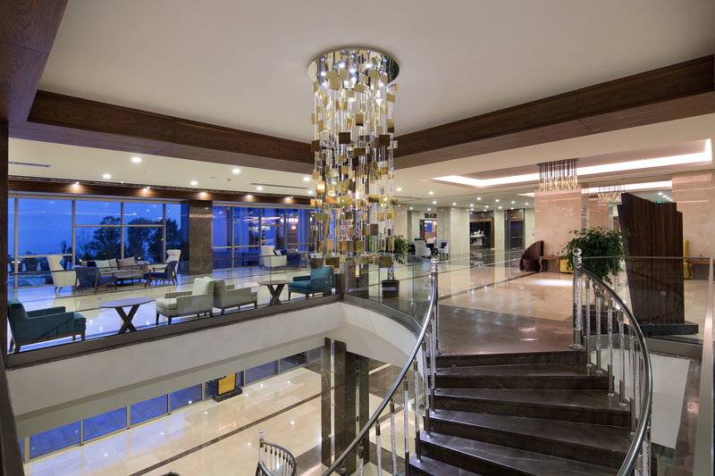 RAMADA RESORT KUSADASI & GOLF
