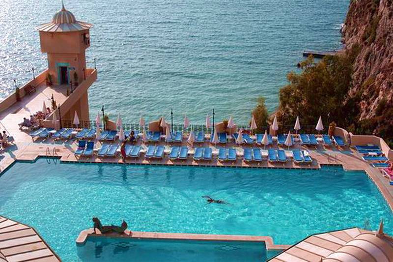 LADONIA HOTELS ADAKULE