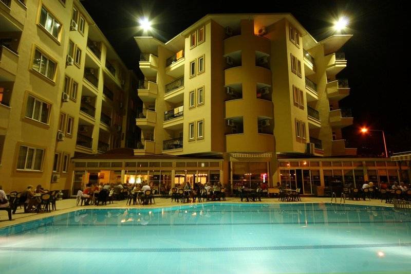 KLEOPATRA ROYAL PALM HOTEL