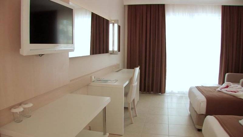 CLUB MERMAID VILLAGE