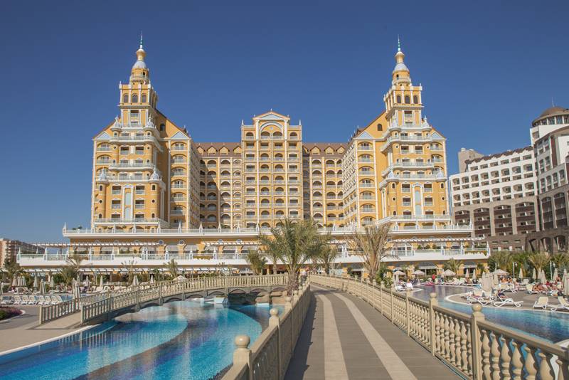 ROYAL HOLIDAY PALACE