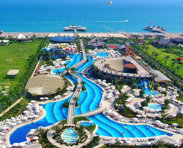 ROYAL HOLIDAY PALACE