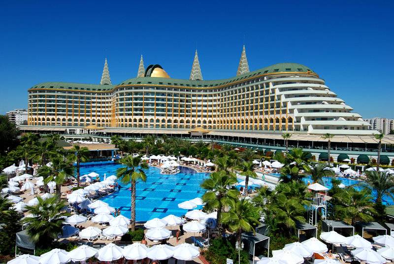 DELPHIN IMPERIAL HOTEL