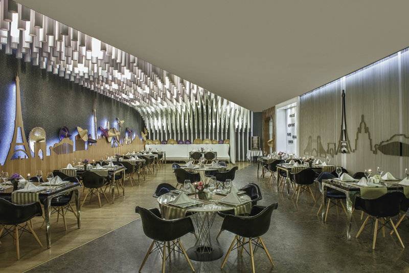 DELPHIN IMPERIAL HOTEL