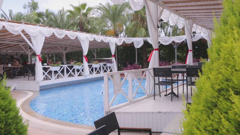 DELPHIN PALACE HOTEL