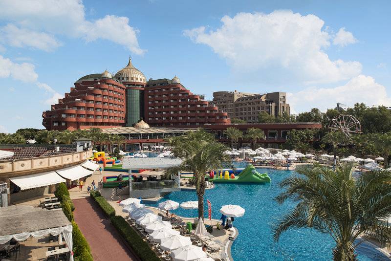 DELPHIN PALACE HOTEL