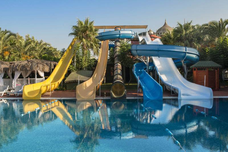 DELPHIN PALACE HOTEL