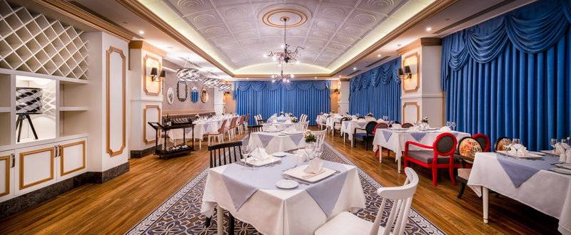 SENSITIVE PREMIUM RESORT