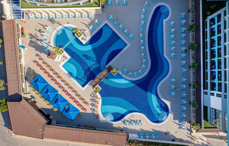 SENSITIVE PREMIUM RESORT