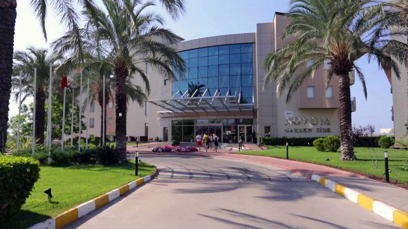 NOVUM GARDEN SIDE HOTEL