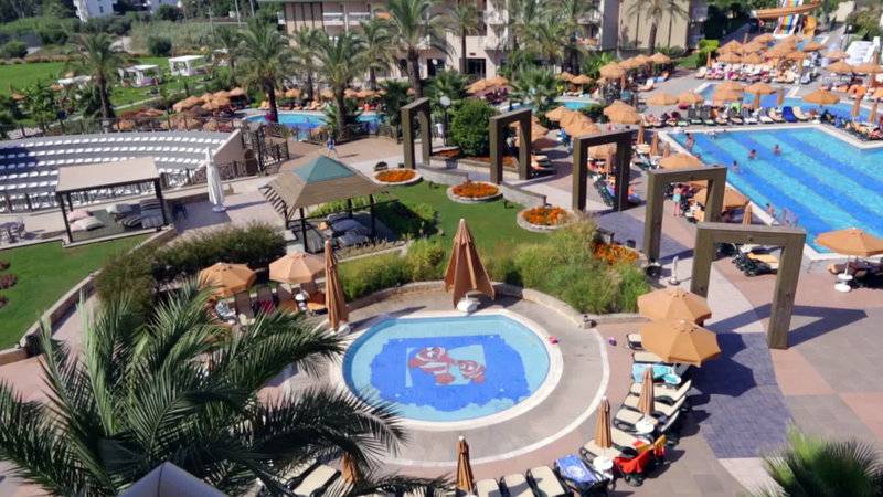 NOVUM GARDEN SIDE HOTEL