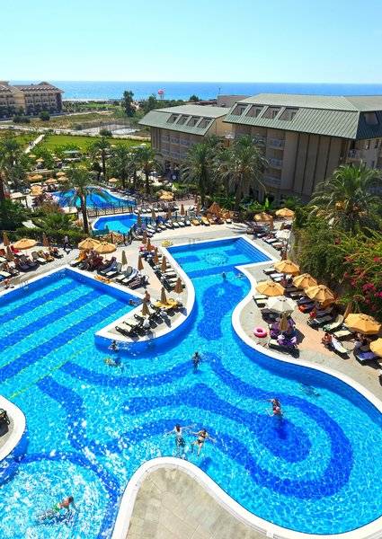 NOVUM GARDEN SIDE HOTEL