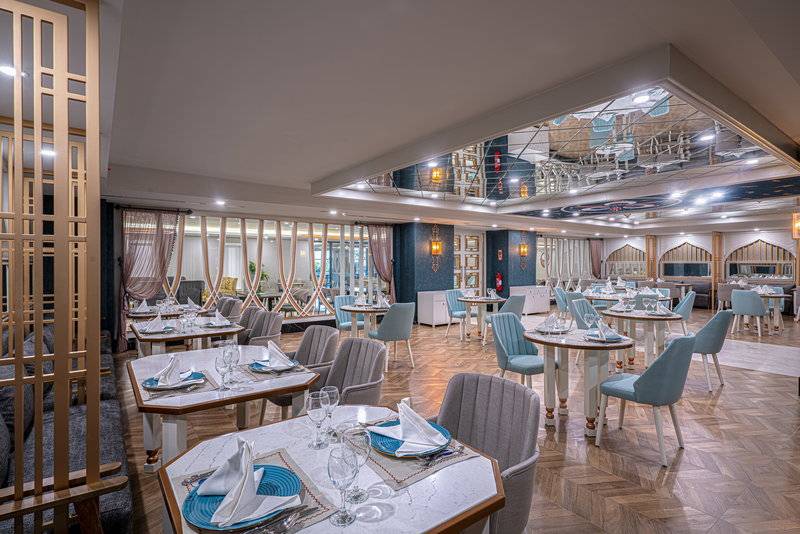 DIAMOND DE LUXE HOTEL & SPA