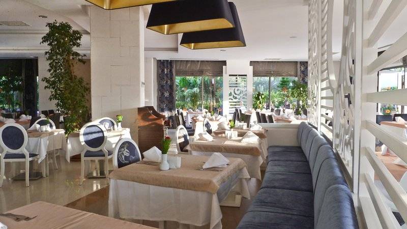SEAMELIA BEACH RESORT