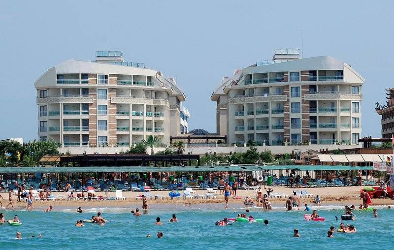 SEAMELIA BEACH RESORT
