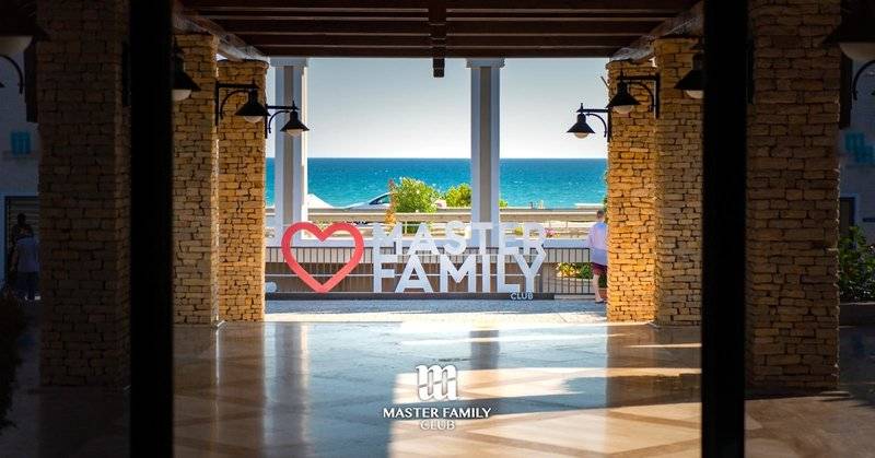 MASTER FAMILY CLUB