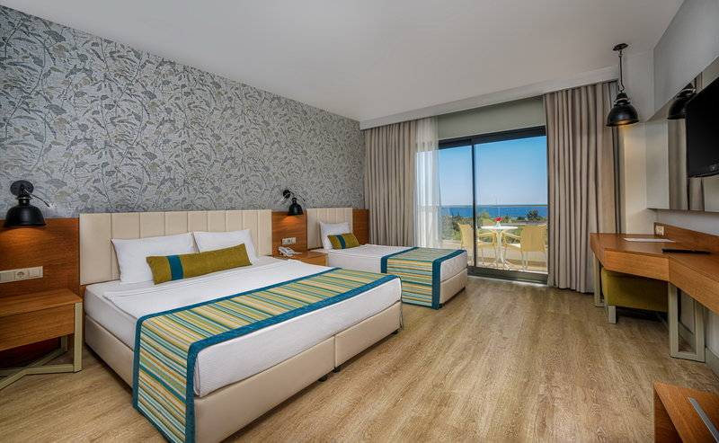 CALIDO MARIS HOTEL