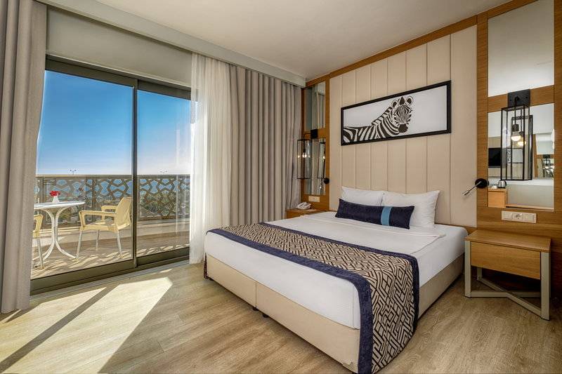 CALIDO MARIS HOTEL
