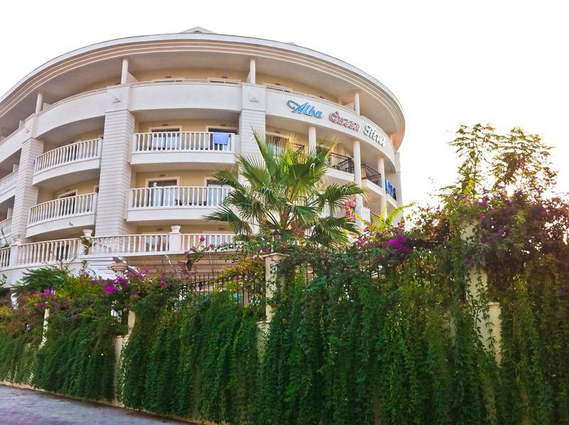 ALBA QUEEN HOTEL