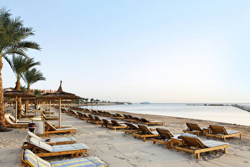 PICKALBATROS WHITE BEACH RESORT