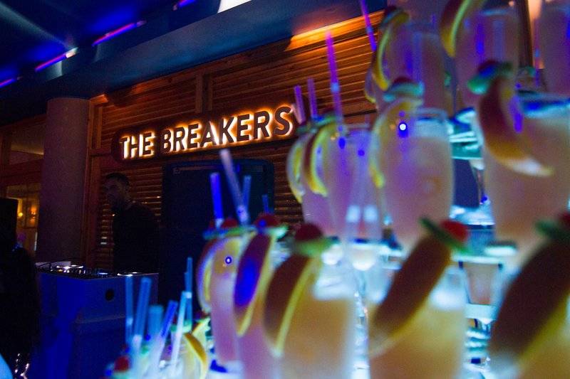 THE BREAKERS DIVING AND SURFING LODGE