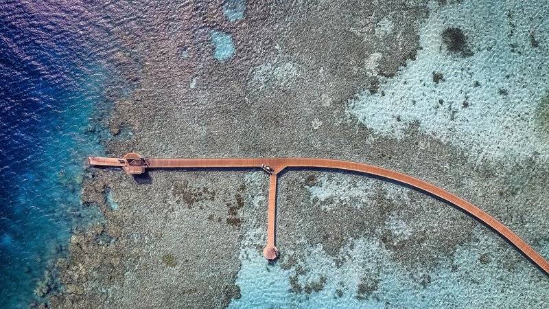 THE BREAKERS DIVING AND SURFING LODGE